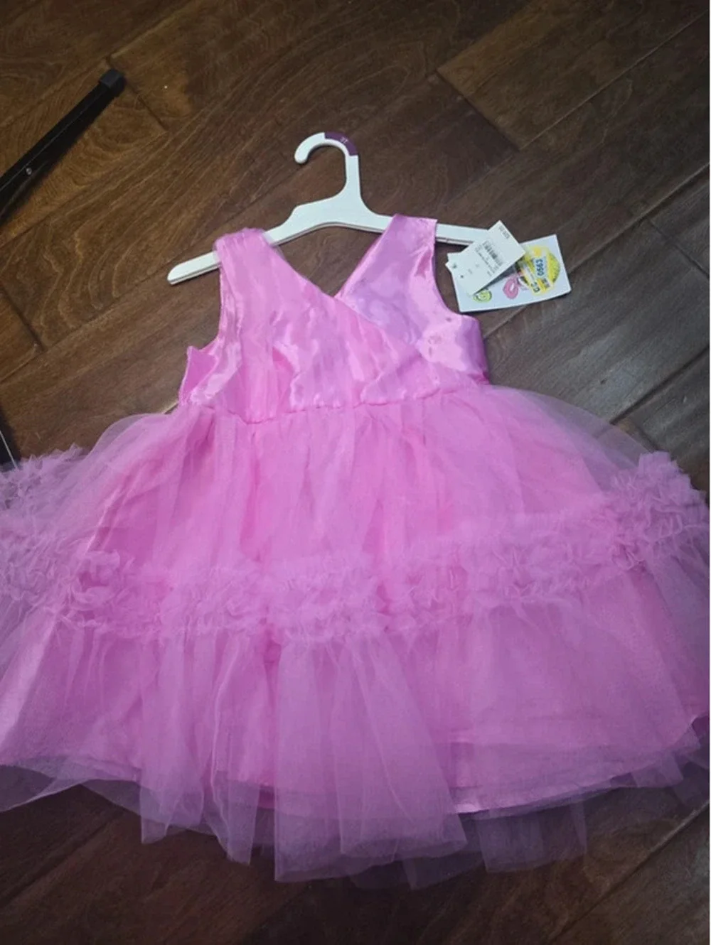 3t brand new, the grinch christmas dress item 563G8